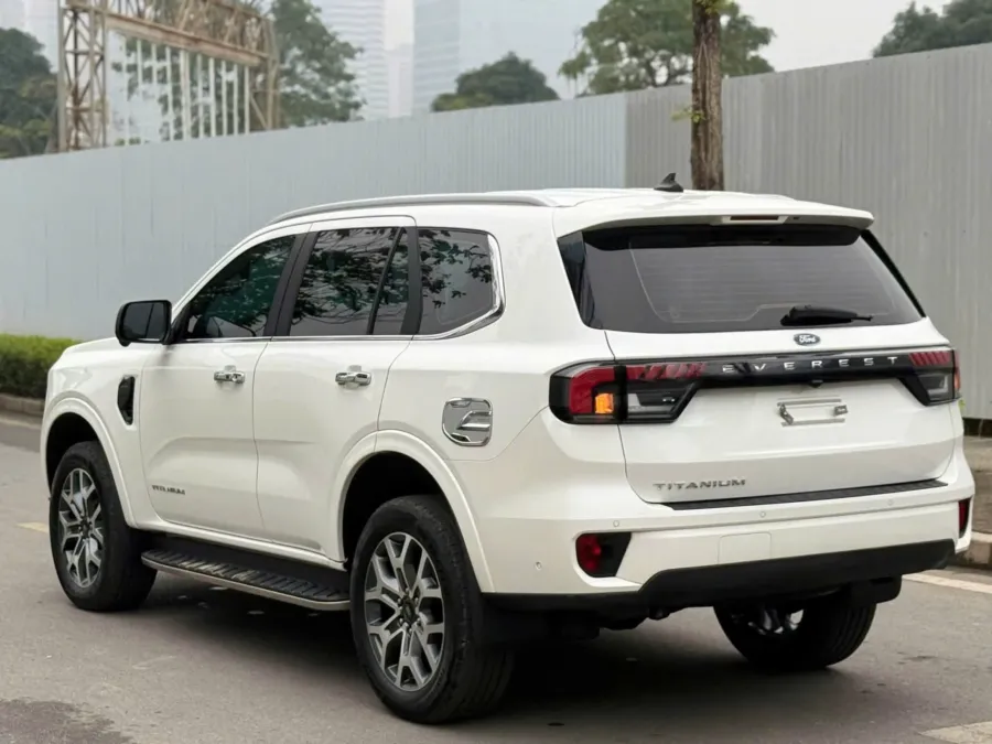 ford everest titanium - Ảnh 4