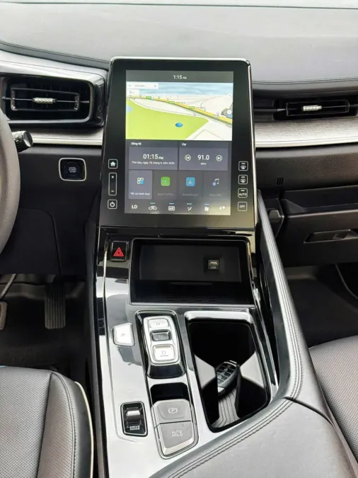 hyundai custin - Ảnh 9